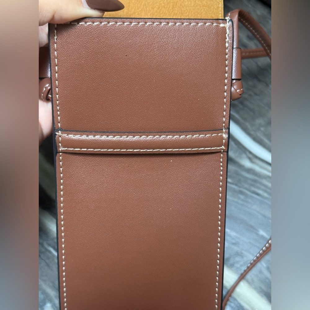 CELINE Crossbody Shoulder Pouch...( 👓 or 📱) - Picture 11 of 16